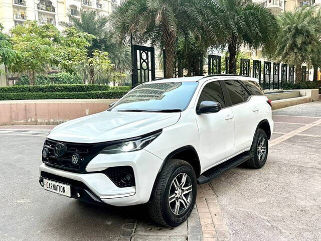 Used Toyota Fortuner 4X2 AT 2.8 Diesel in Delhi