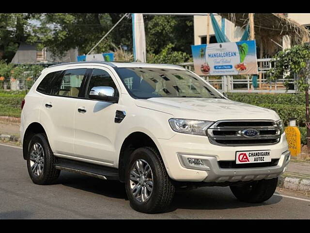 Used Ford Endeavour [2016-2019] Titanium 3.2 4x4 AT in Chandigarh