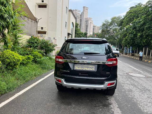 Used 2016 Ford Endeavour in Delhi