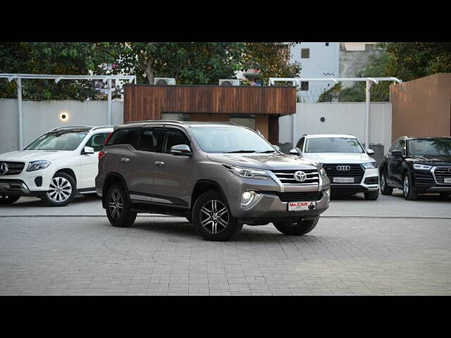 Used Toyota Fortuner [2016-2021] 2.8 4x2 AT [2016-2020] in Delhi