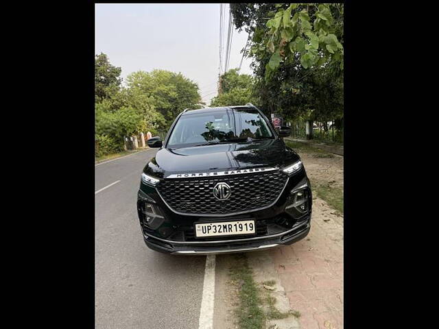 Used MG Hector Plus Sharp 2.0 Diesel Turbo MT 6-STR in Lucknow