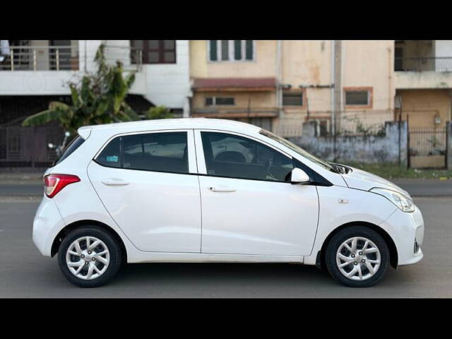 Used Hyundai Grand i10 Magna AT 1.2 Kappa VTVT in Ahmedabad