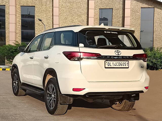 Used Toyota Fortuner [2016-2021] 2.8 4x4 AT [2016-2020] in Delhi