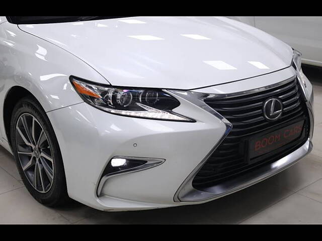 Used Lexus ES [2017-2018] 300h in Chennai