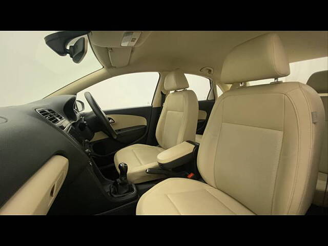 Used Skoda Rapid Style 1.6 MPI in Mumbai