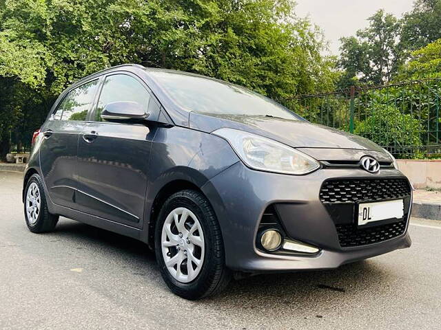 Used 2017 Hyundai i10 in Delhi