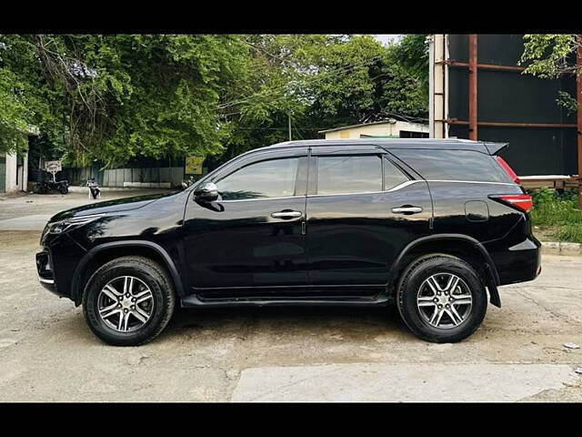 Used Toyota Fortuner 4X2 AT 2.8 Diesel in Delhi