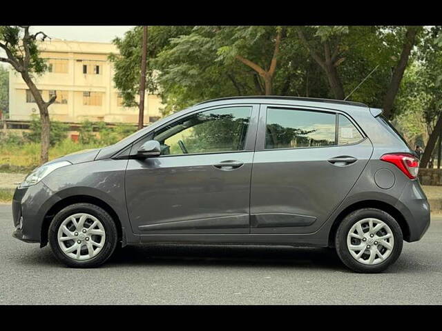 Used Hyundai Grand i10 [2013-2017] Sportz 1.2 Kappa VTVT [2016-2017] in Delhi