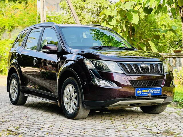 Used Mahindra XUV500 [2015-2018] W10 in Ahmedabad