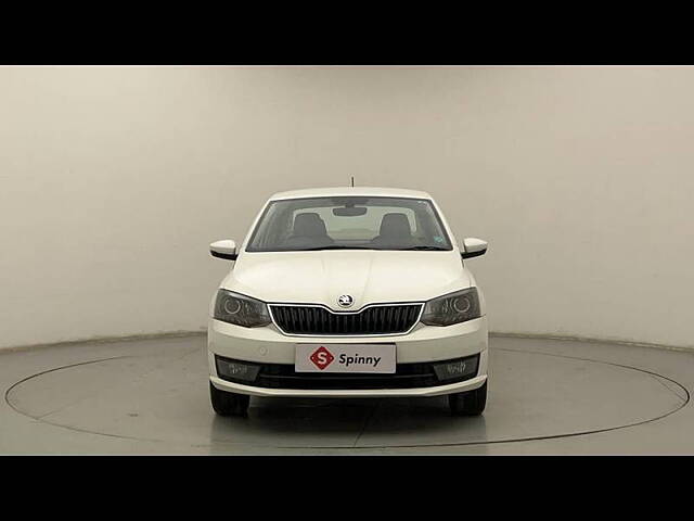 Used Skoda Rapid Style 1.6 MPI in Pune