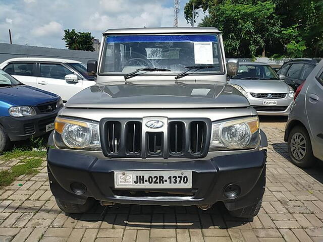 second hand bolero car showroom