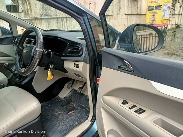 Used Mahindra Marazzo [2018-2020] M8 7 STR in Thane