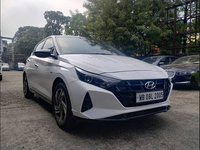 Used Hyundai i20 [2020-2023] Asta 1.2 IVT Dual Tone in Kolkata