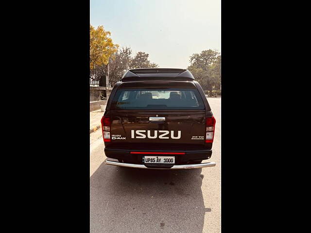 Used Isuzu D-Max V-Cross [2016-2018] 4x4 in Delhi