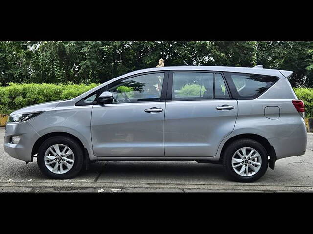 Used Toyota Innova Crysta [2016-2020] 2.4 G 8 STR [2016-2017] in Mumbai