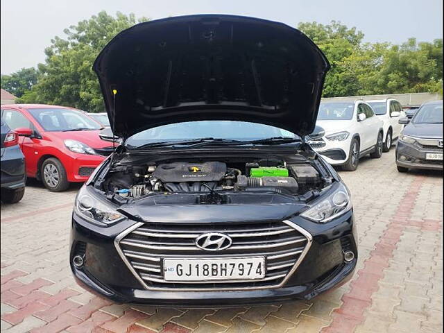 Used Hyundai Elantra [2016-2019] 2.0 SX AT in Ahmedabad