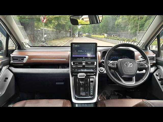 Used Toyota Innova Hycross ZX (O) Hybrid 7 STR in Mumbai