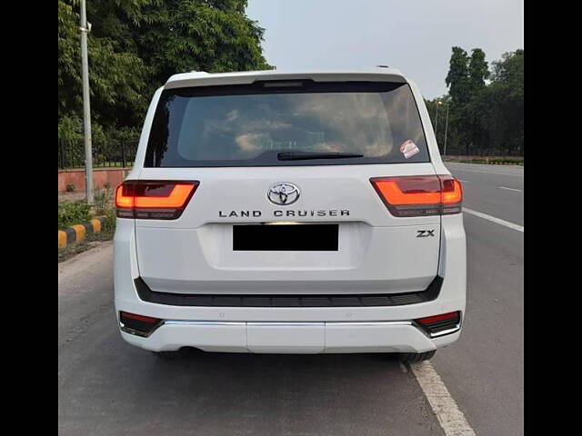 Used Toyota Land Cruiser ZX Diesel in Delhi