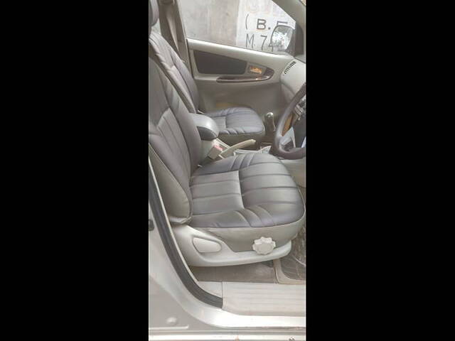 Used Toyota Innova [2012-2013] 2.5 GX 8 STR BS-III in Delhi