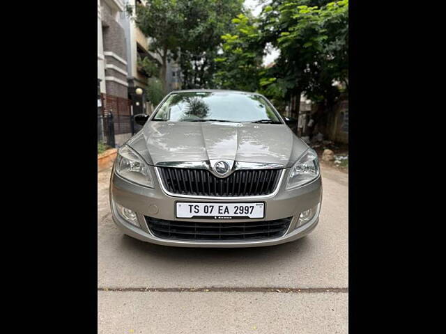 Used Skoda Rapid [2014-2015] 1.5 TDI CR Ambition with Alloy Wheels in Hyderabad