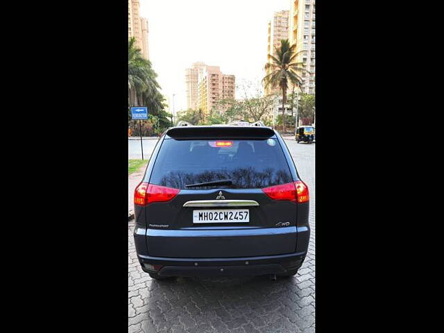 Used Mitsubishi Pajero Sport 2.5 MT in Mumbai