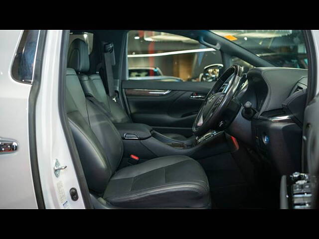 Used Toyota Vellfire VIP – Executive Lounge in Delhi