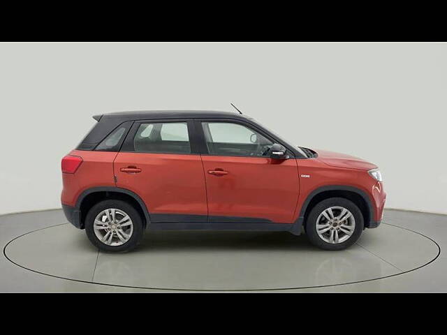 Used Maruti Suzuki Vitara Brezza [2016-2020] ZDi+ Dual Tone [2017-2018] in Ahmedabad