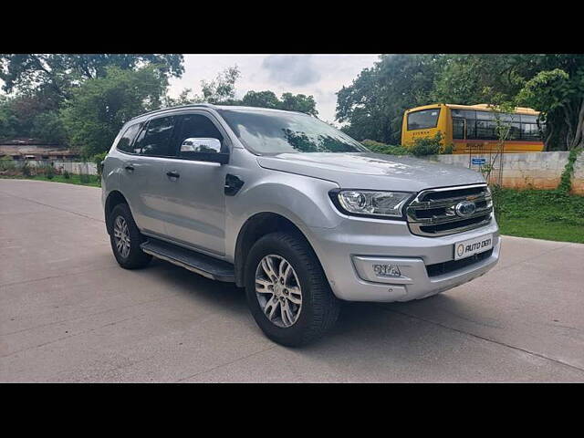 Used Ford Endeavour [2016-2019] Titanium 3.2 4x4 AT in Hyderabad