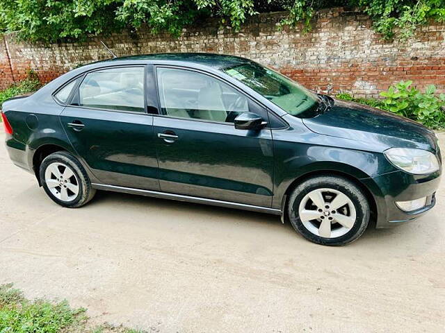 Used Skoda Rapid Style 1.6 MPI in Gurgaon