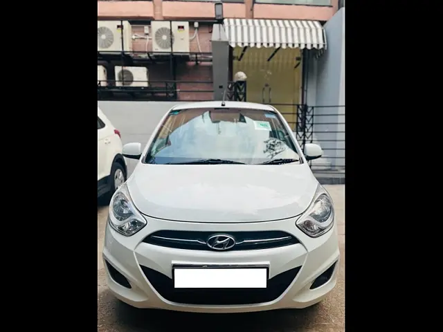 Used 2015 Hyundai i10 in Delhi