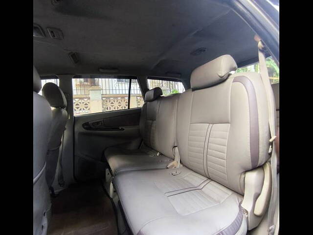 Used Toyota Innova [2005-2009] 2.5 G4 8 STR in Mumbai