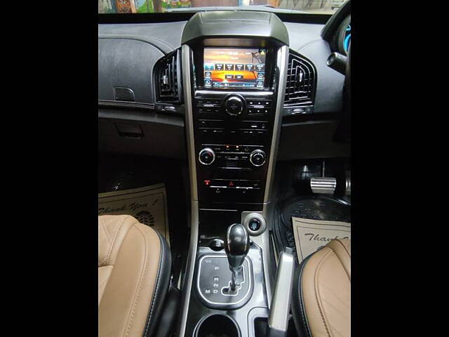 Used Mahindra XUV500 W11 AT in Delhi