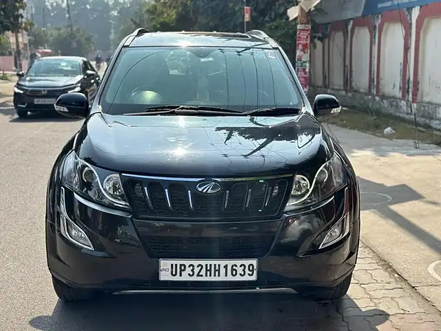 Used 2016 Mahindra XUV500 in Lucknow
