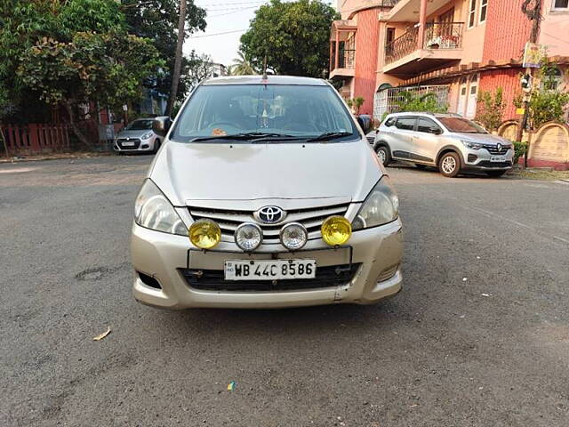 Used Toyota Innova [2009-2012] 2.5 GX 8 STR BS-IV in Kolkata