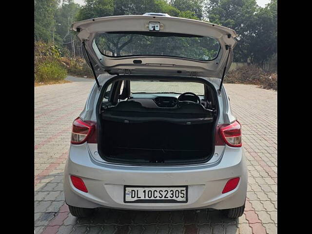 Used Hyundai Grand i10 Sportz (O) AT 1.2 Kappa VTVT [2017-2018] in Delhi