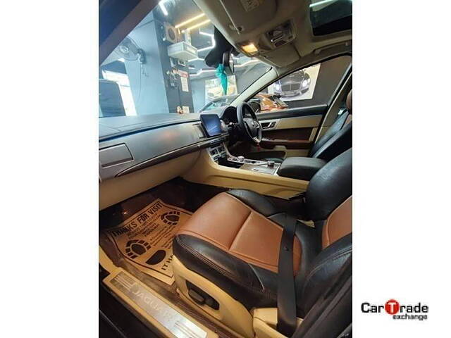 Used Jaguar XF [2013-2016] Petrol 2.0 in Pune