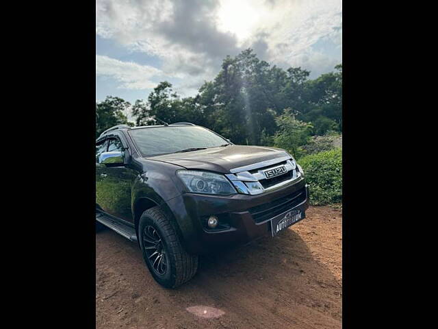 Used Isuzu D-Max V-Cross [2016-2018] 4x4 in Pune