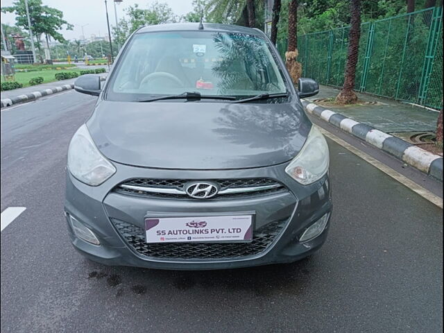 Used 2011 Hyundai i10 in Mumbai