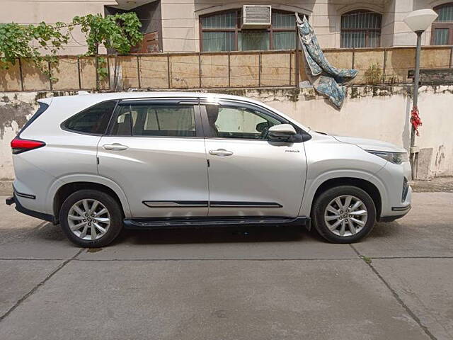 Used Toyota Innova Hycross VX Hybrid 8 STR in Delhi