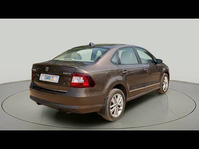 Used Skoda Rapid Style 1.6 MPI in Hyderabad