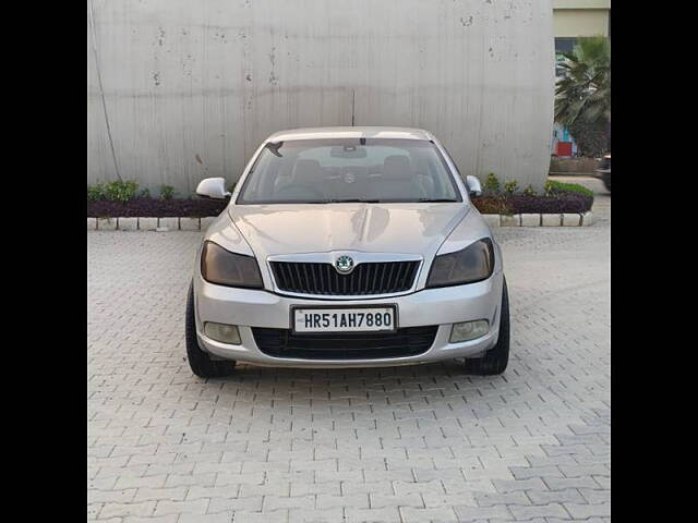 skoda laura top model price