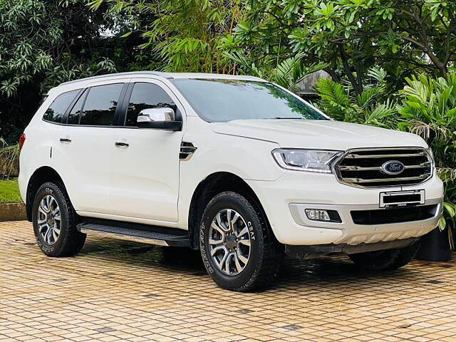 Used Ford Endeavour Titanium 2.0 4x2 AT in Mumbai