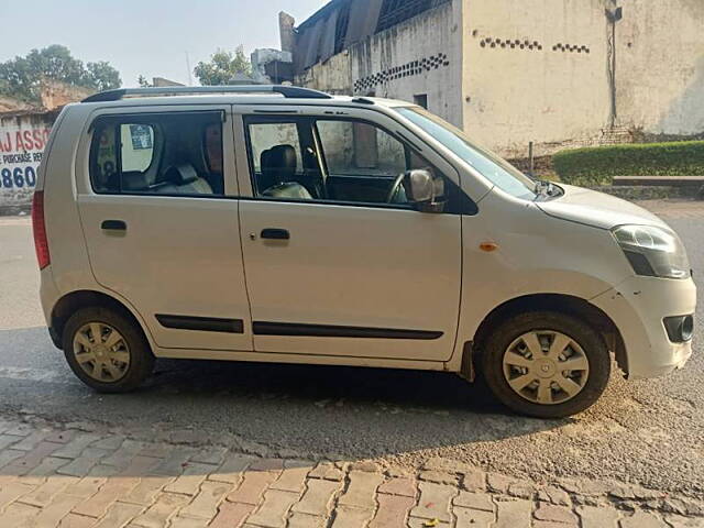 Used Maruti Suzuki Wagon R 1.0 [2014-2019] LXI CNG in Delhi