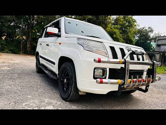 Used Mahindra TUV300 [2015-2019] T8 in Kolkata