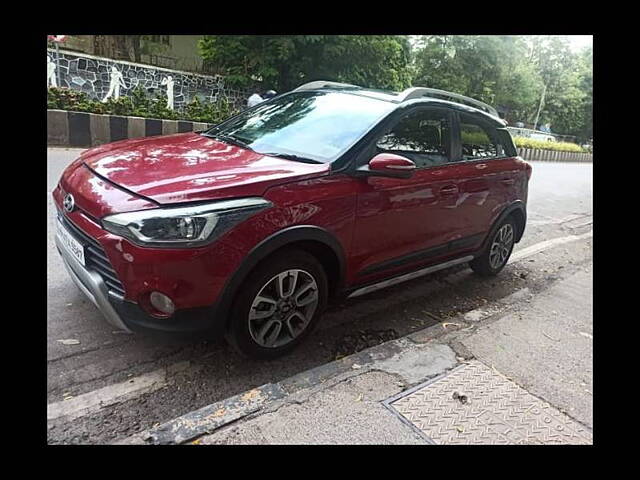 Used 2015 Hyundai i20 Active in Mumbai