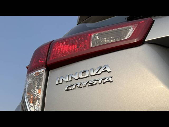 Used Toyota Innova Crysta [2016-2020] 2.4 V Diesel in Delhi