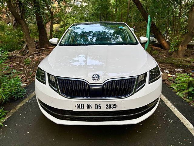 Used 2018 Skoda Octavia in Mumbai