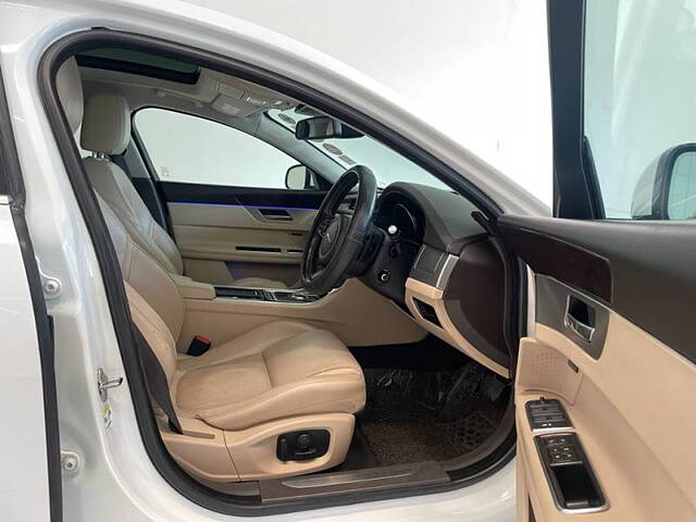 Used Jaguar XF Prestige Diesel CBU in Pune