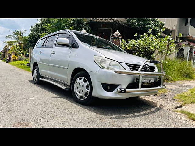 Used Toyota Innova [2015-2016] 2.5 G BS IV 8 STR in Kolkata