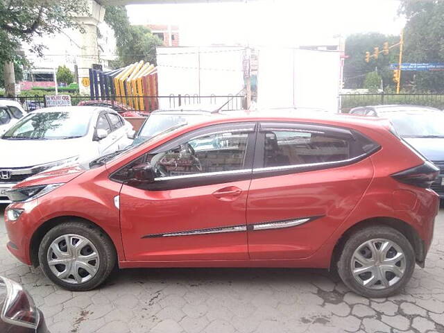 Used Tata Altroz XT Petrol [2020-2023] in Delhi